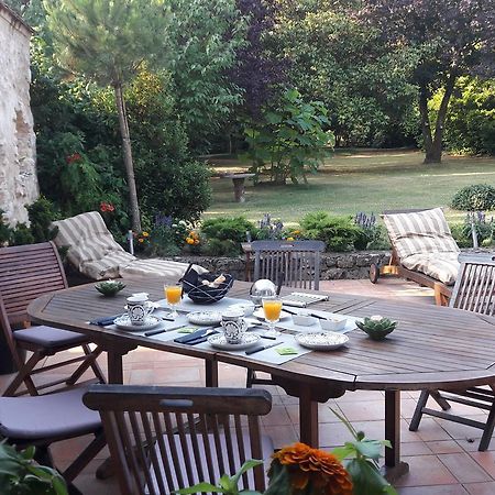 Bed and Breakfast Les Ecureuils Bougligny Exterior foto