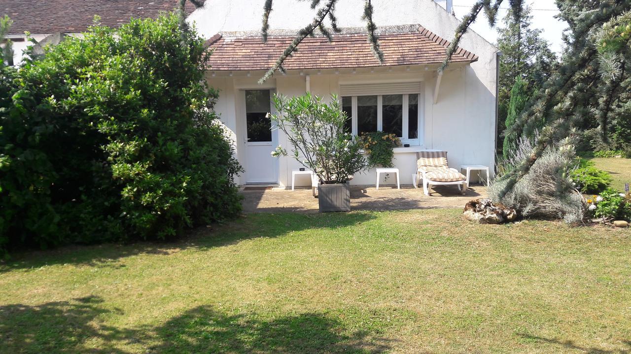 Bed and Breakfast Les Ecureuils Bougligny Exterior foto